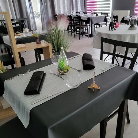 Hotel L'Epicurien Saint-Nicolas-de-Port Zewnętrze zdjęcie