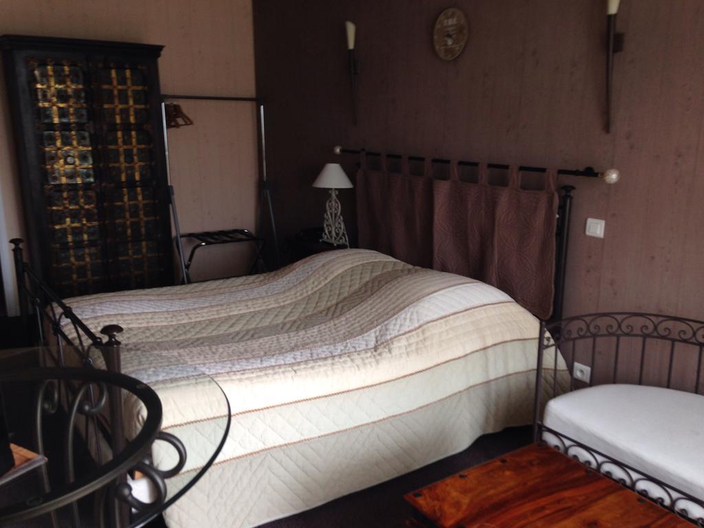 Hotel L'Epicurien Saint-Nicolas-de-Port Pokój zdjęcie